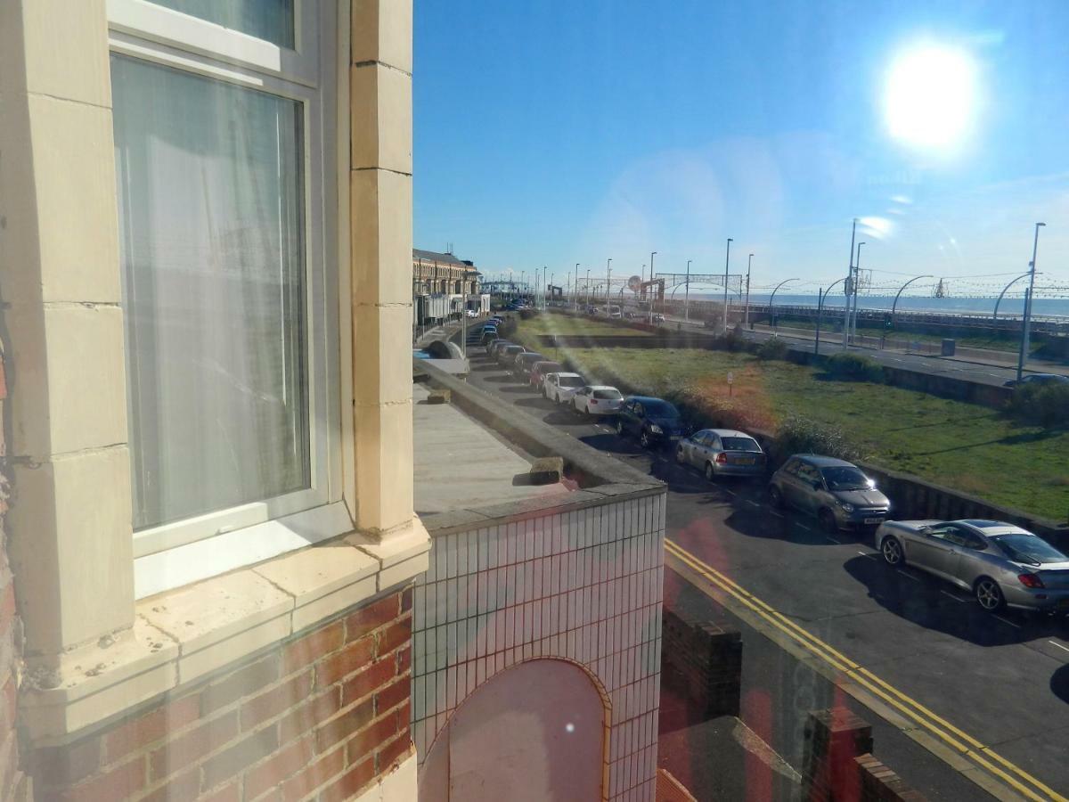 Hotel Ocean Bay à Blackpool Extérieur photo
